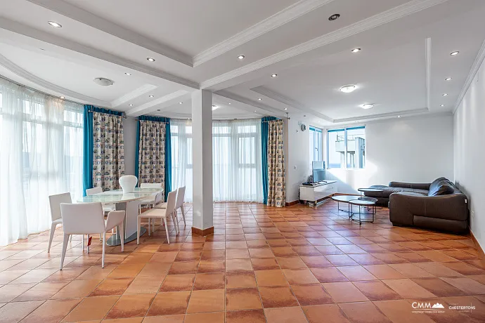 Luxurious villas in Bar