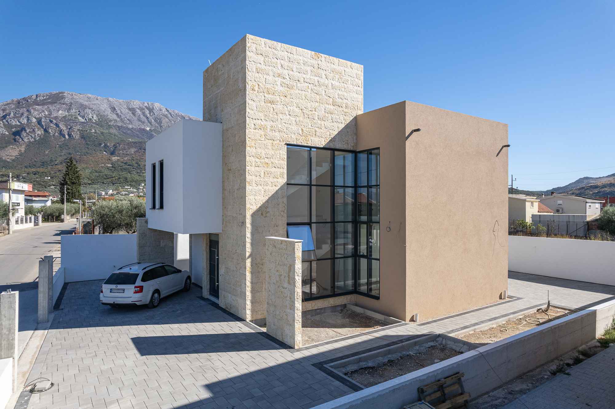 Image of House - 3 Bedrooms - 3 Bathrooms for Sale in Bar-Bar-Montenegro, Image 5