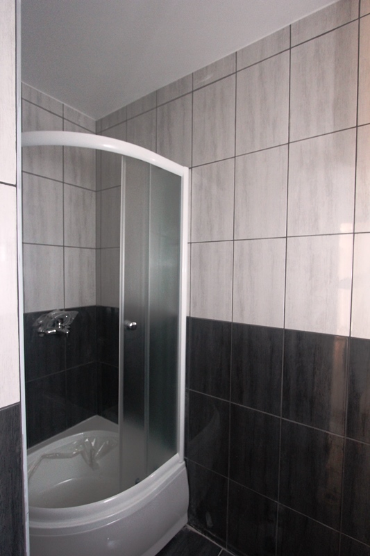 Image of House - 6 Bedrooms - 6 Bathrooms for Sale in Herceg-Novi-Igalo-Montenegro, Image 13