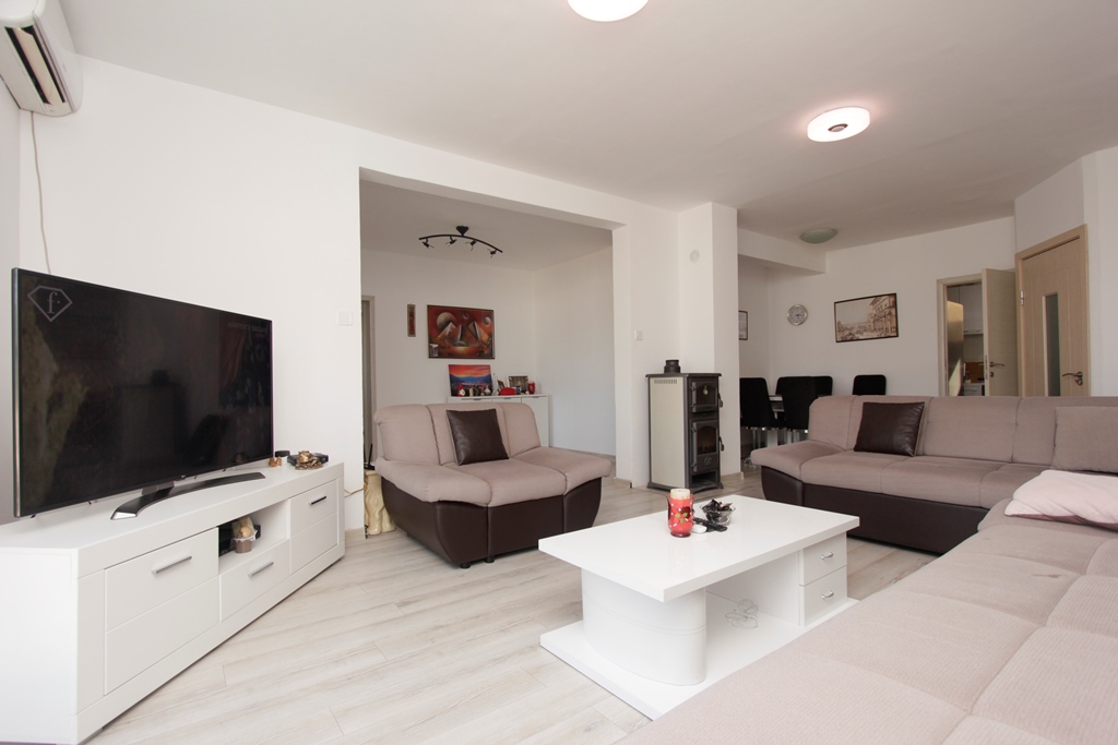 Image of Apartment - 3 Bedrooms - 2 Bathrooms for Sale in Budva-Budva-Montenegro, Image 6
