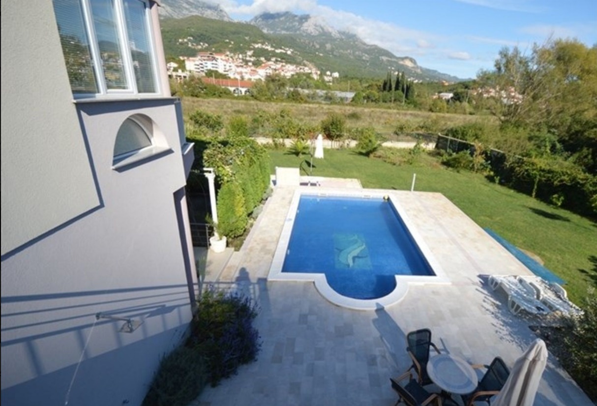 Image of House - 11 Bedrooms - 11 Bathrooms for Sale in Herceg-Novi-Sutorina-Montenegro, Image 6