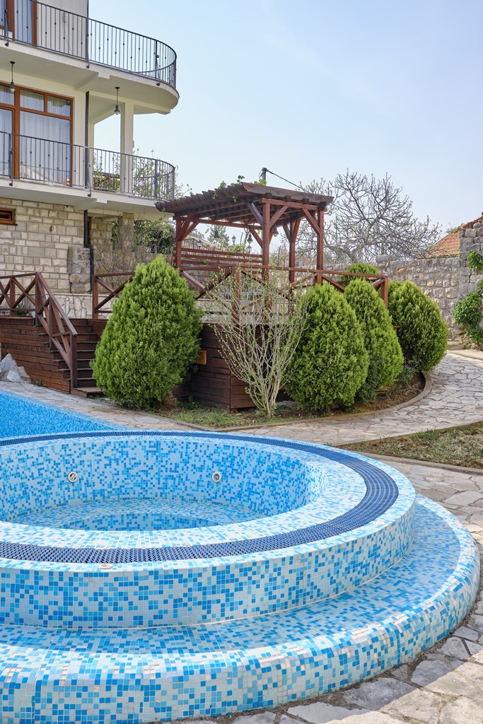 Image of Townhouse - 3 Bedrooms - 3 Bathrooms for Sale in Kotor-Kotor-Montenegro, Image 2