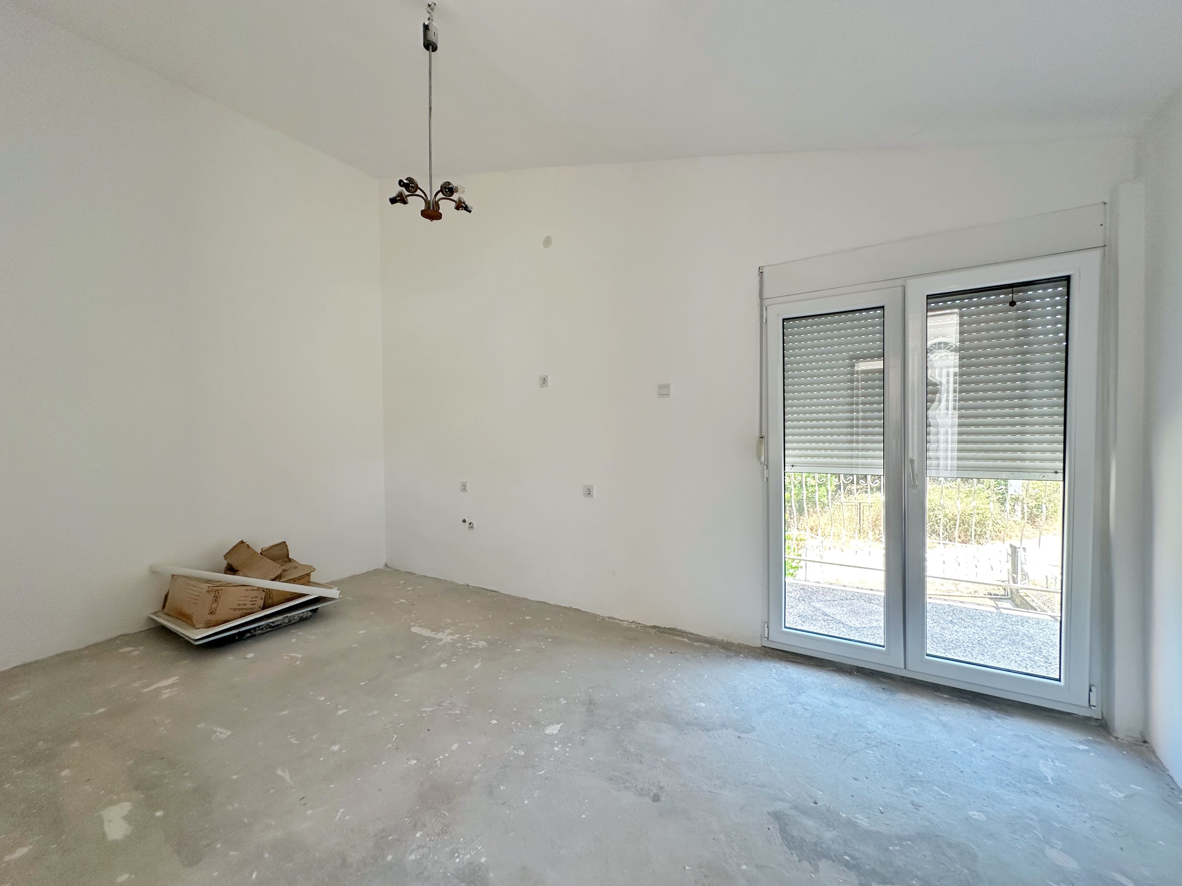 Image of Property - 4 Bedrooms - 4 Bathrooms for Sale in Bar-Dobre Vode-Montenegro, Image 12