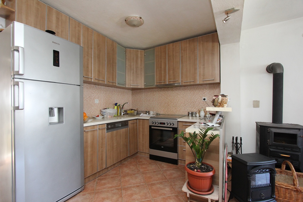 Image of House - 3 Bedrooms - 3 Bathrooms for Sale in Kotor-Prcanj-Montenegro, Image 4