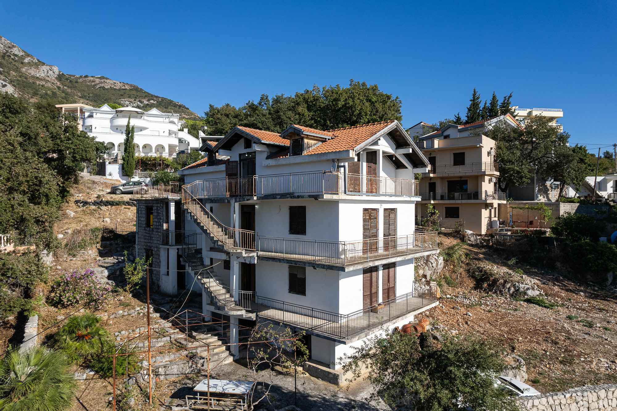 Haus 8 Schlafzimmer  Sutomore, Montenegro