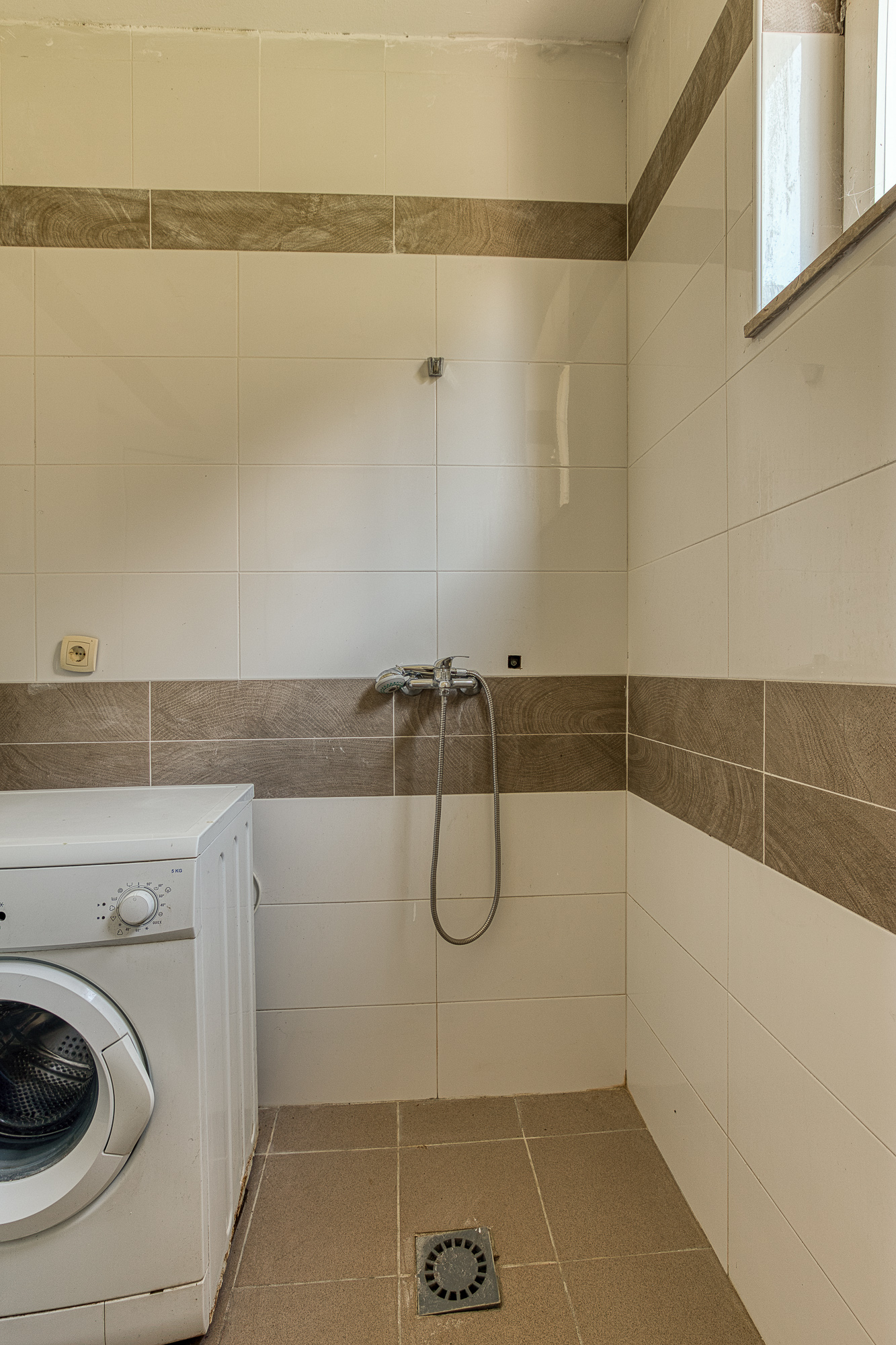 Image of House - 2 Bedrooms - 2 Bathrooms for Sale in Budva-Przno-Montenegro, Image 5