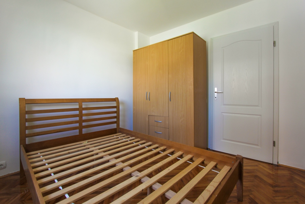 Image of House - 7 Bedrooms - 2 Bathrooms for Sale in Bar-Susanj-Montenegro, Image 13