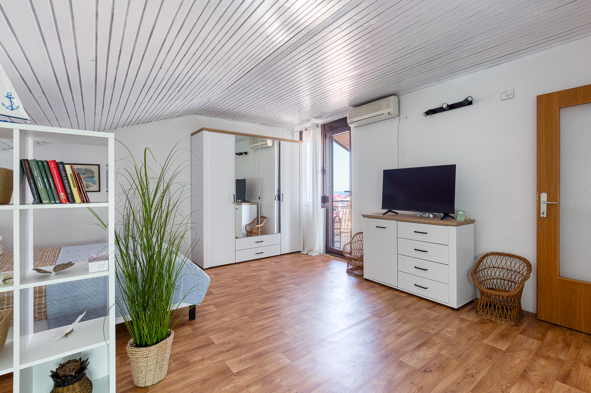 Image of House - 2 Bedrooms - 4 Bathrooms for Sale in Bar-Dobre Vode-Montenegro, Image 11