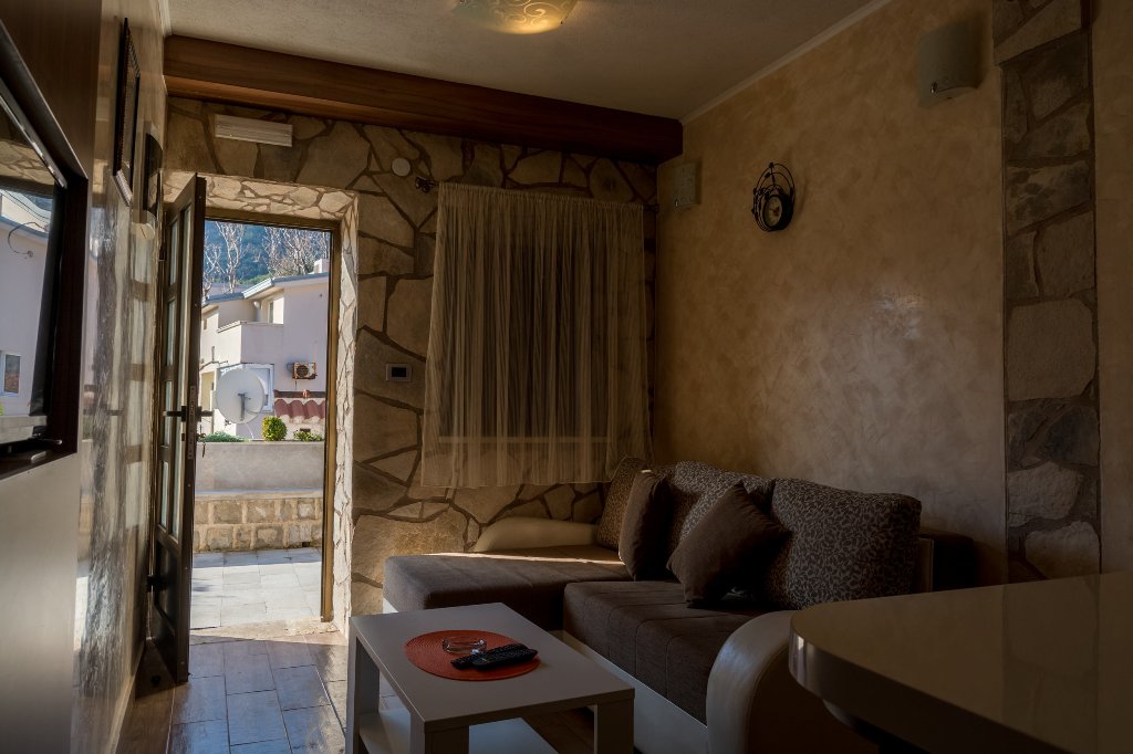 Image of House - 6 Bedrooms - 6 Bathrooms for Sale in Kotor-Prcanj-Montenegro, Image 49