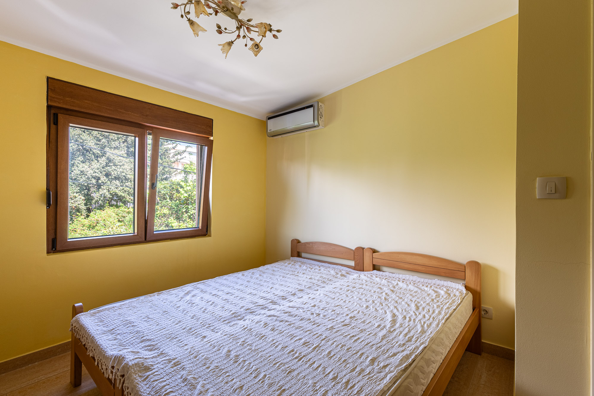 Image of House - 4 Bedrooms - 4 Bathrooms for Sale in Bar-Utjeha-Montenegro, Image 38