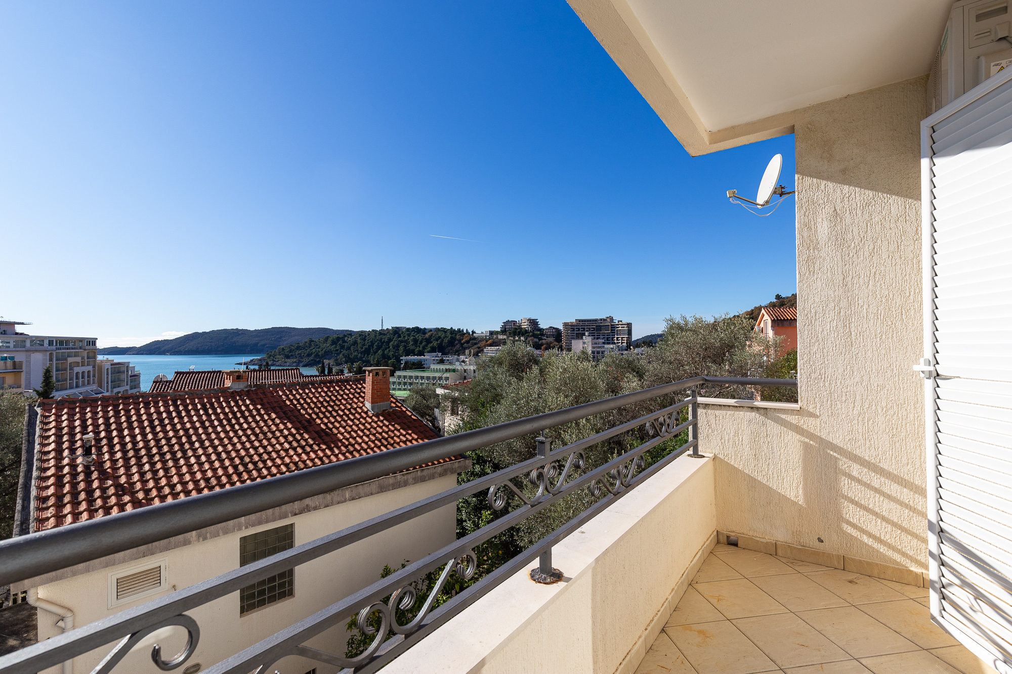 Image of Apartment - 2 Bedrooms - 1 Bathrooms for Sale in Budva-Becici-Montenegro, Image 3