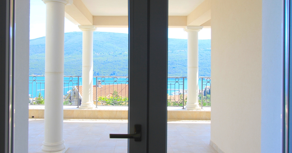 Apartments in villas in a luxury complex  Djenovici Herceg-Novi
