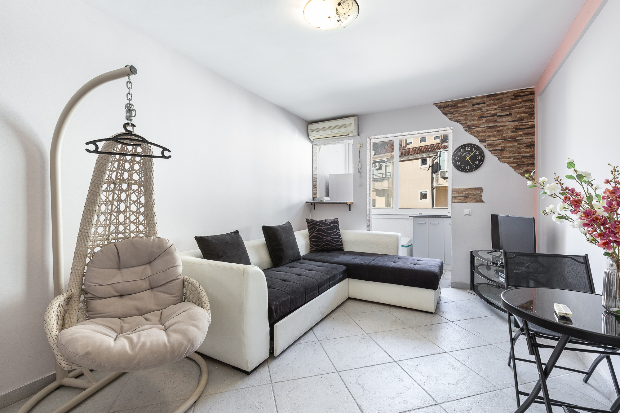 Image of Apartment - 1 Bathrooms for Sale in Budva-Becici-Montenegro, Image 1