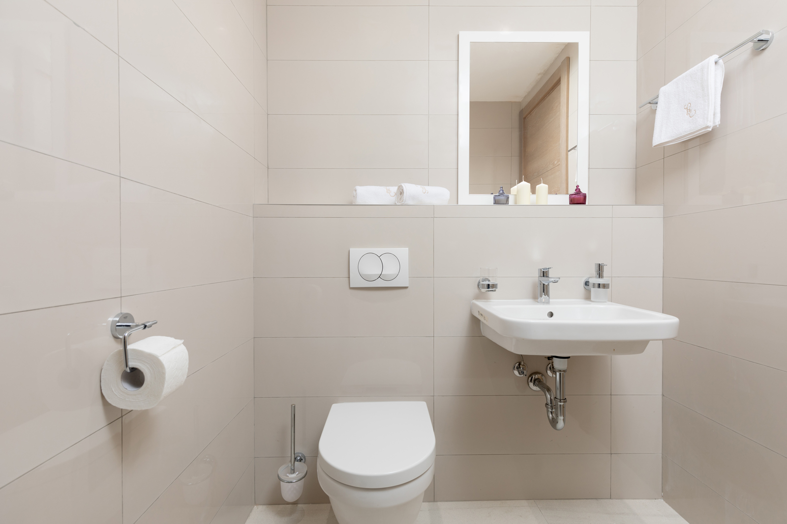 Image of Villa - 3 Bedrooms - 3 Bathrooms for Sale in Budva-Blizikuce-Montenegro, Image 16