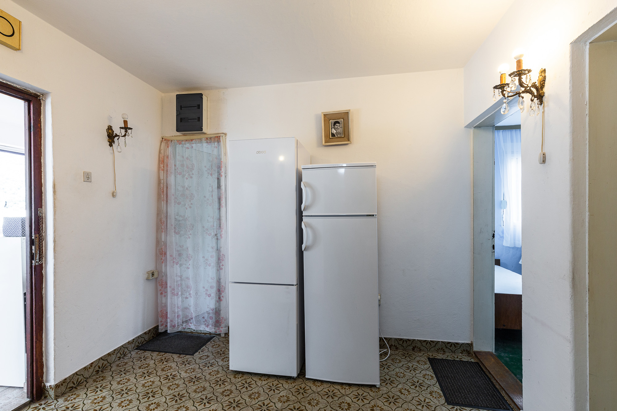 Image of House - 8 Bedrooms - 2 Bathrooms for Sale in Bar-Sutomore-Montenegro, Image 37