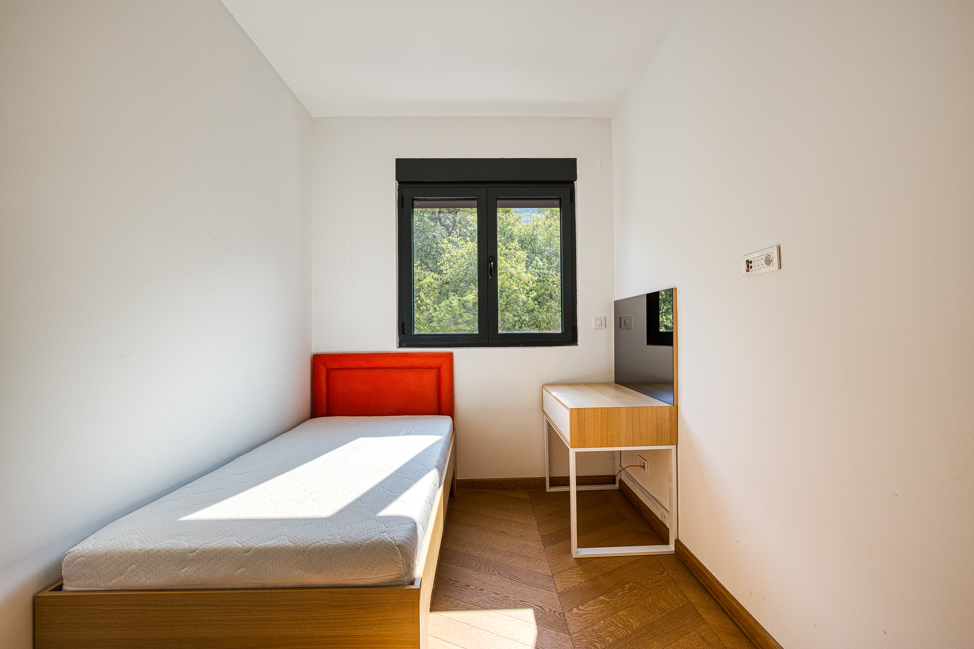 Image of Apartment - 3 Bedrooms - 1 Bathrooms for Sale in Budva-Blizikuce-Montenegro, Image 19
