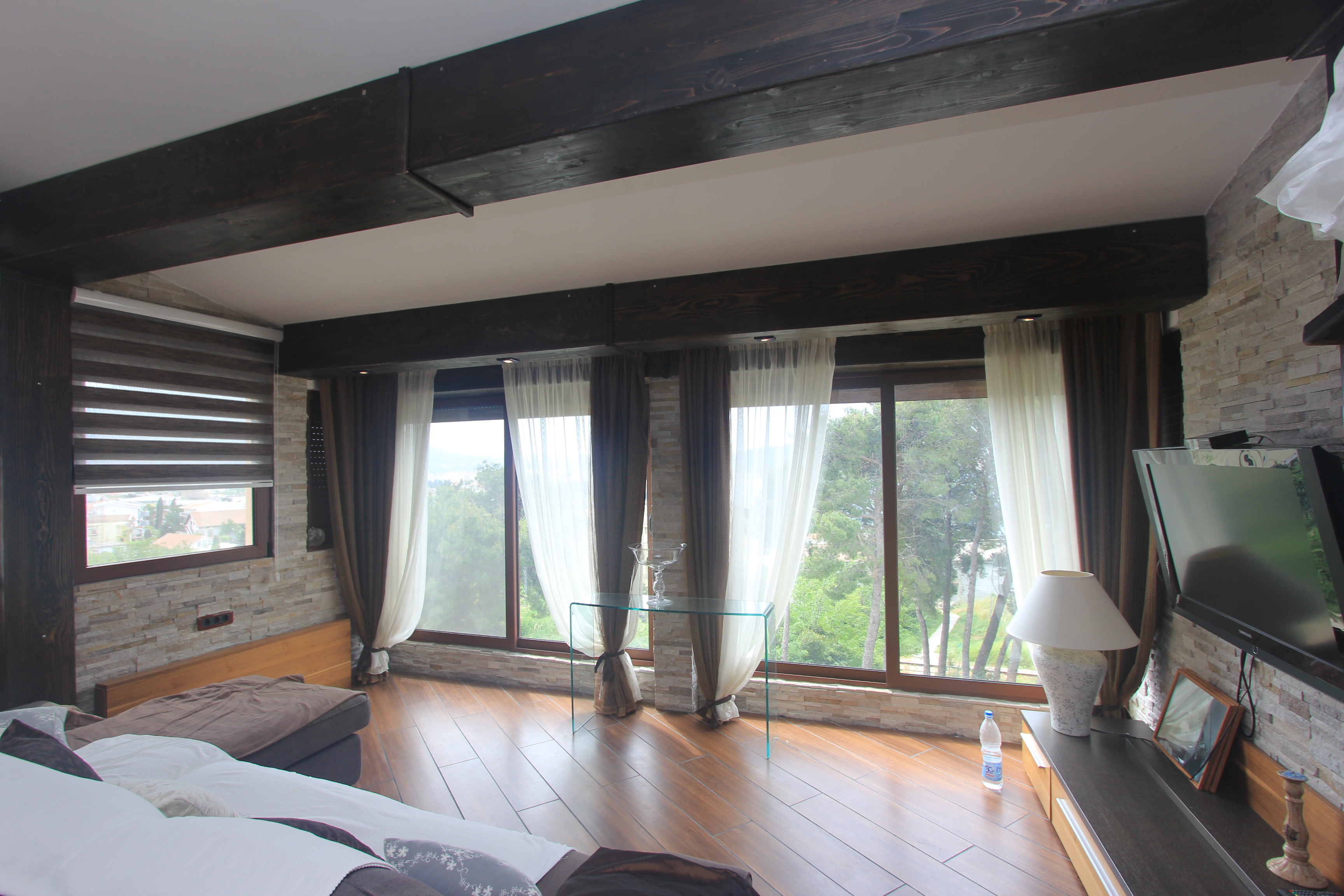 Image of Villa - 6 Bedrooms - 6 Bathrooms for Sale in Bar-Bar-Montenegro, Image 13
