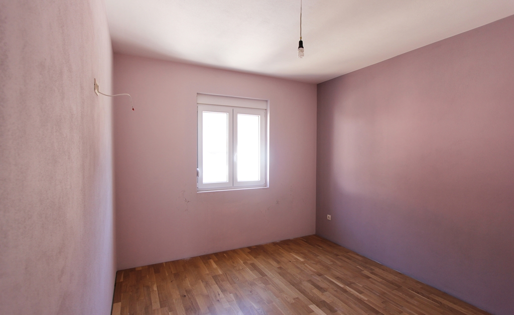 Image of House - 12 Bedrooms - 4 Bathrooms for Sale in Bar-Sutomore-Montenegro, Image 4