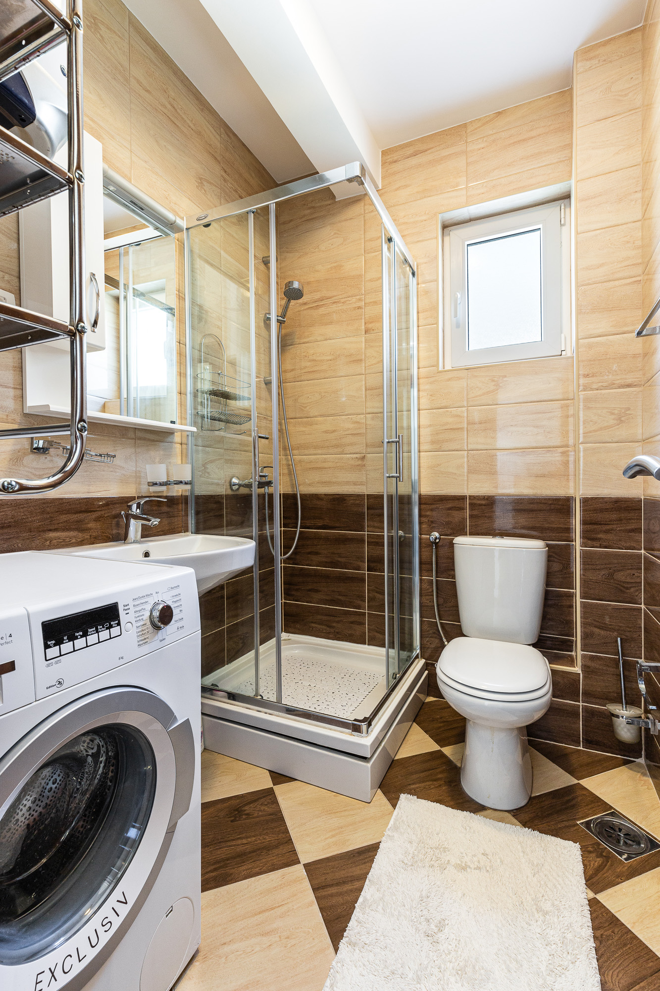 Image of Apartment - 2 Bedrooms - 1 Bathrooms for Sale in Budva-Petrovac-Montenegro, Image 12
