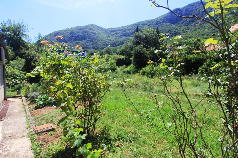 Image of House - 4 Bedrooms - 2 Bathrooms for Sale in Kotor-Kotor-Montenegro, Image 8