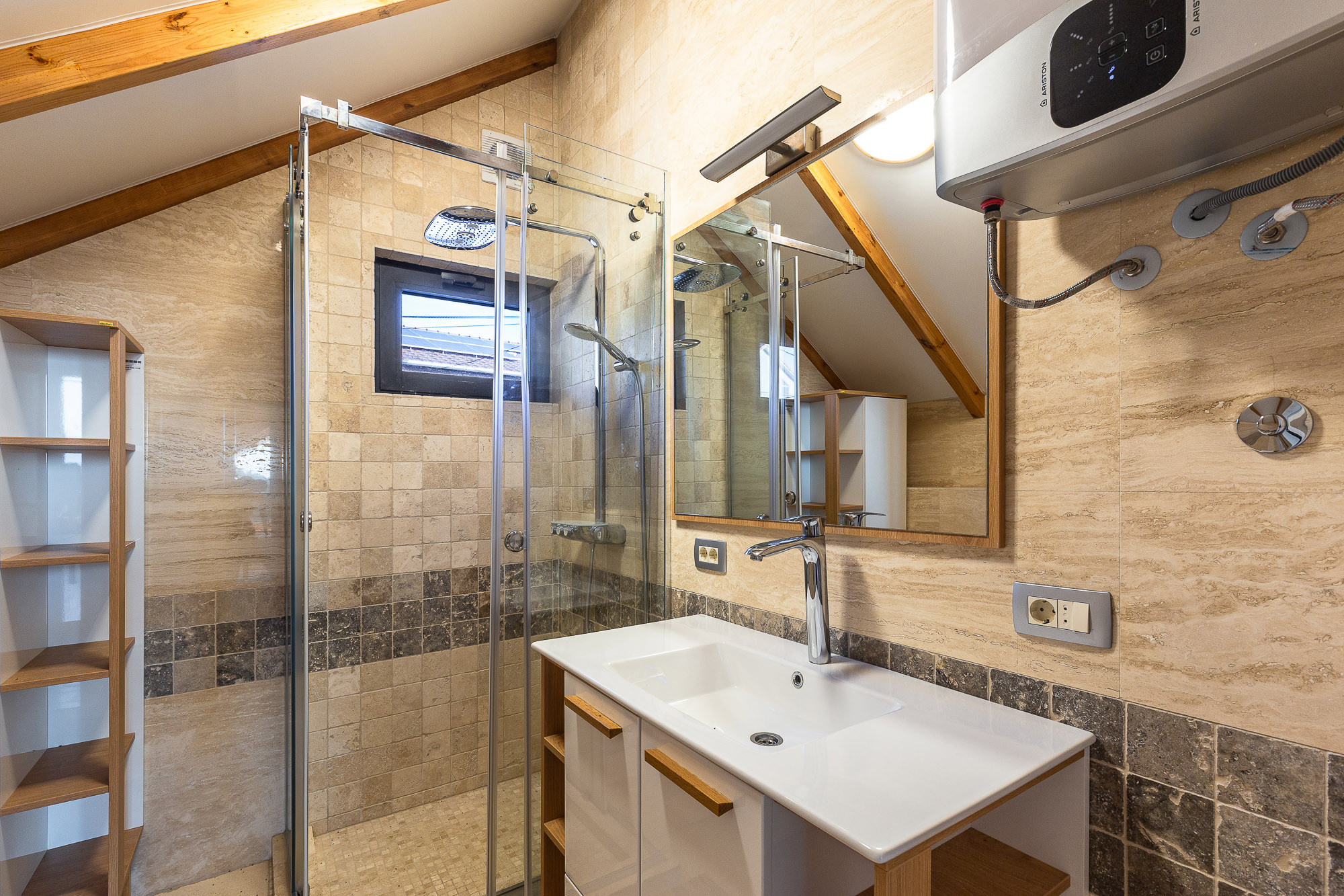 Image of House - 3 Bedrooms - 3 Bathrooms for Sale in Tivat-Tivat-Montenegro, Image 18