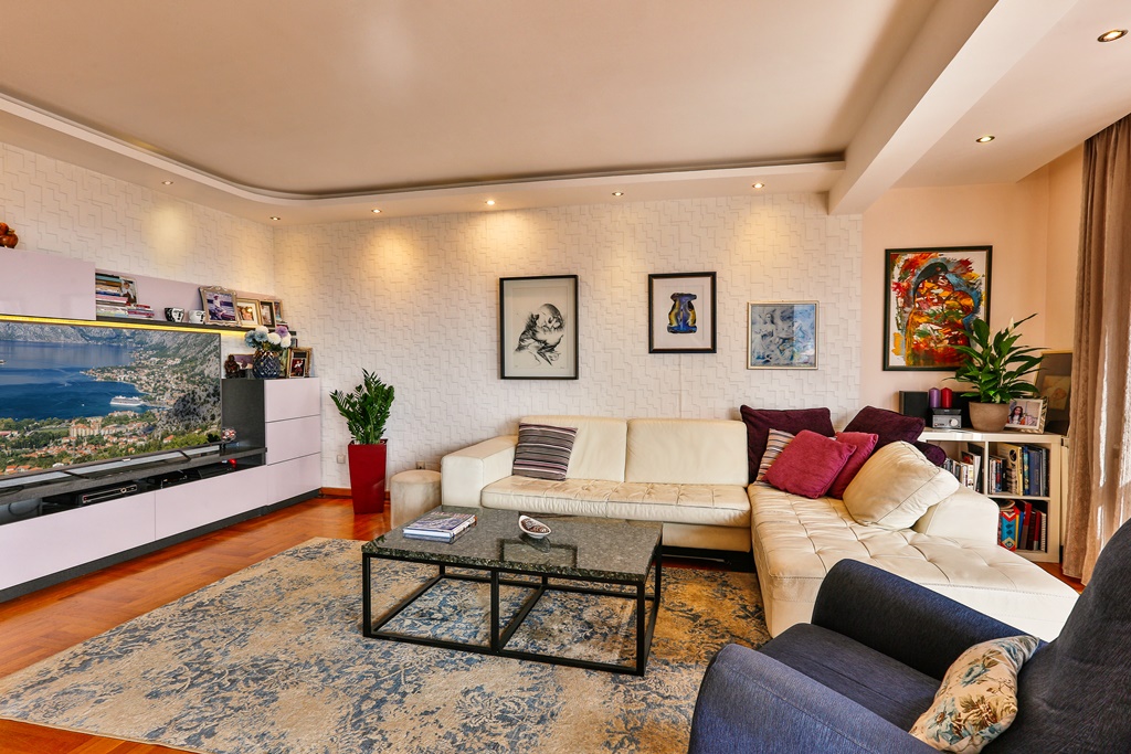 Image of Apartment - 3 Bedrooms - 3 Bathrooms for Sale in Budva-Budva-Montenegro, Image 2