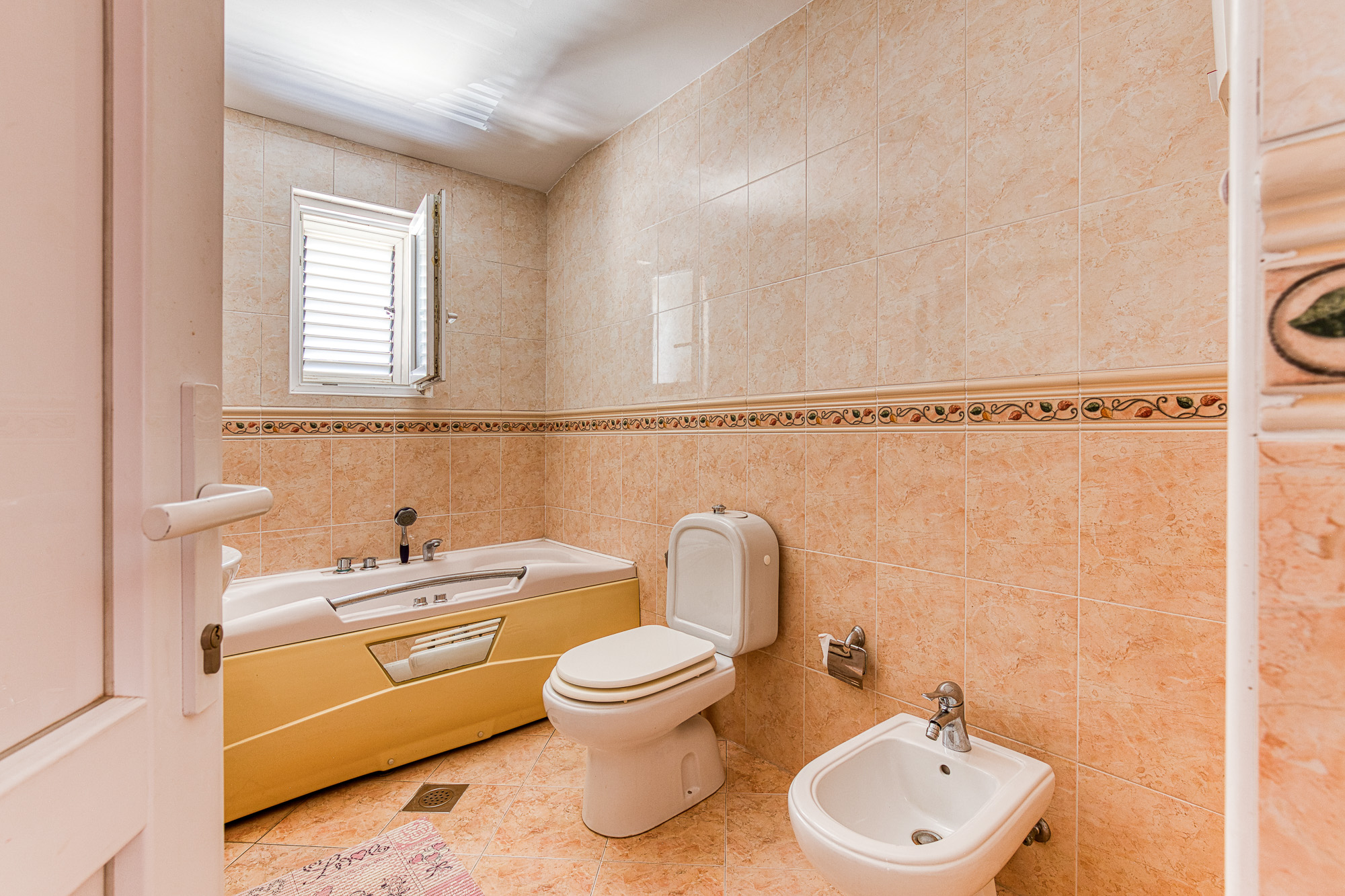 Image of House - 4 Bedrooms - 2 Bathrooms for Sale in Bar-Bar-Montenegro, Image 33