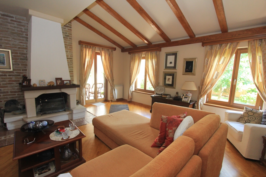 Image of Villa - 4 Bedrooms - 4 Bathrooms for Sale in Kotor-Orahovac-Montenegro, Image 2