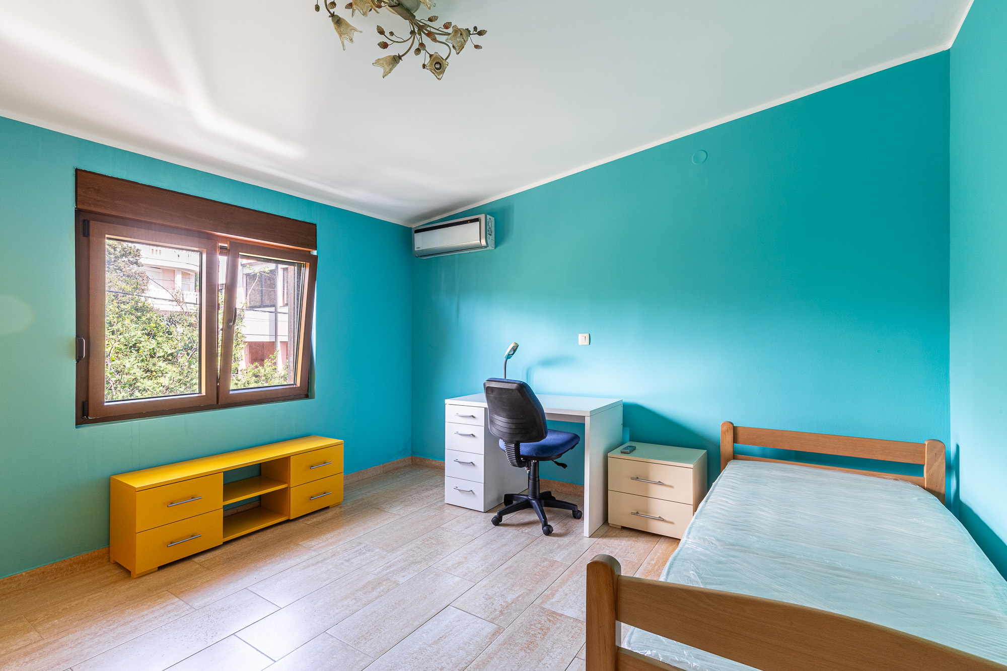 Image of House - 4 Bedrooms - 4 Bathrooms for Sale in Bar-Utjeha-Montenegro, Image 40