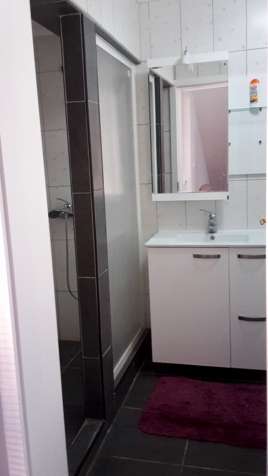 Image of Apartment - 3 Bedrooms - 2 Bathrooms for Sale in Herceg-Novi-Djenovici-Montenegro, Image 10