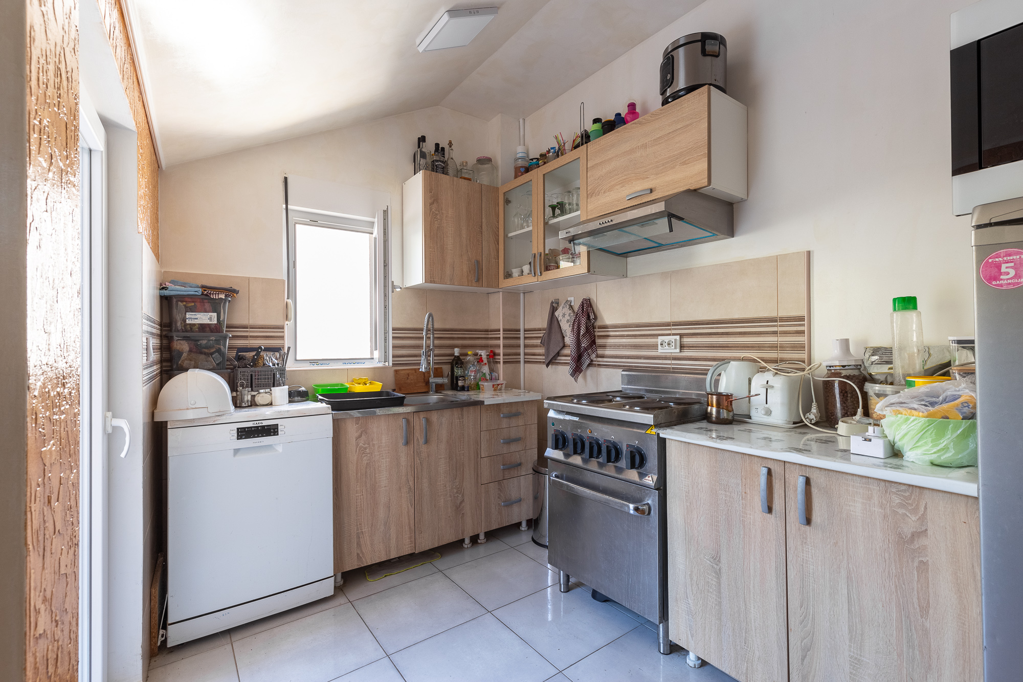 Image of Apartment - 2 Bedrooms - 2 Bathrooms for Sale in Herceg-Novi-Igalo-Montenegro, Image 8