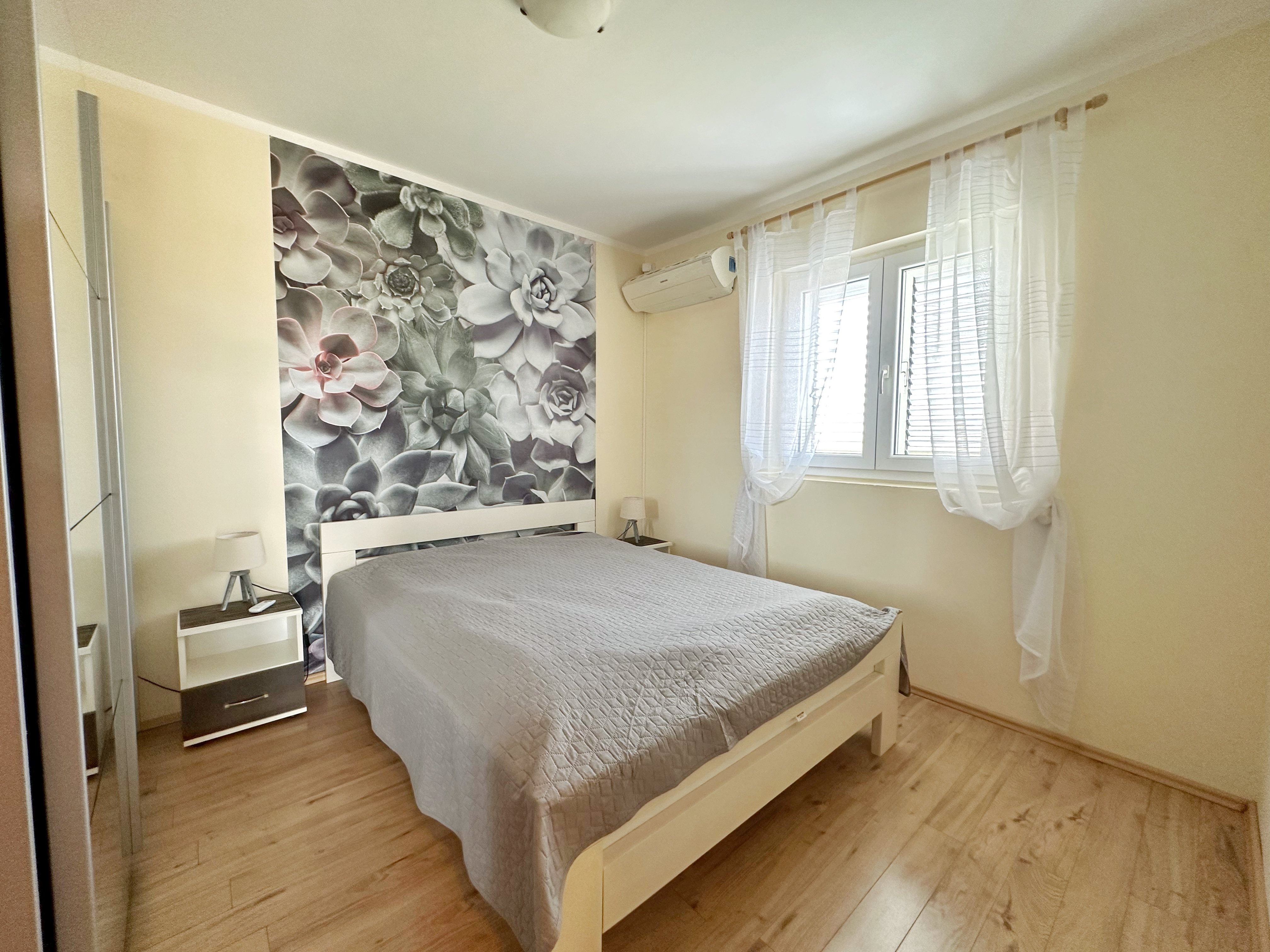 Image of Hotel - 8 Bedrooms - 6 Bathrooms for Sale in Tivat-Lustica-Montenegro, Image 27
