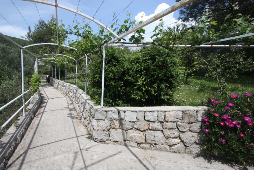 Image of House - 4 Bedrooms - 6 Bathrooms for Sale in Herceg-Novi-Herceg Novi-Montenegro, Image 35