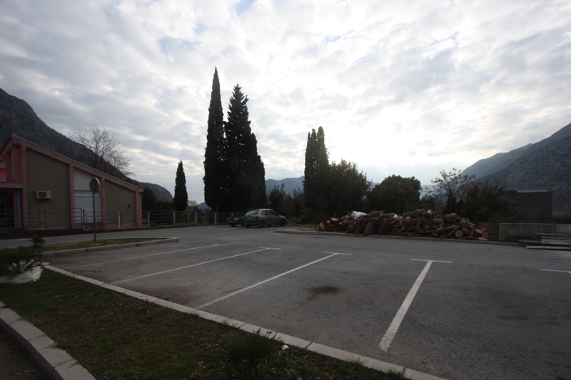 Image of House - 9 Bedrooms - 3 Bathrooms for Sale in Kotor-Risan-Montenegro, Image 3