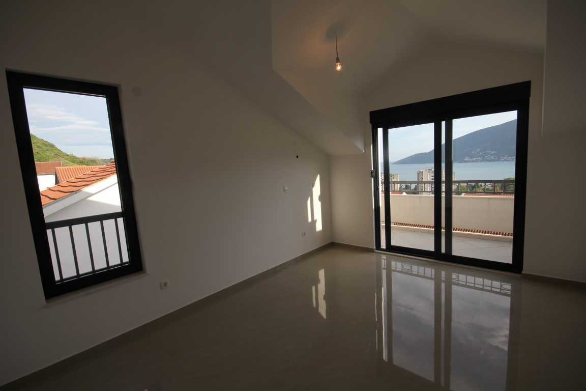 Image of Apartment - 3 Bedrooms - 2 Bathrooms for Sale in Herceg-Novi-Igalo-Montenegro, Image 8