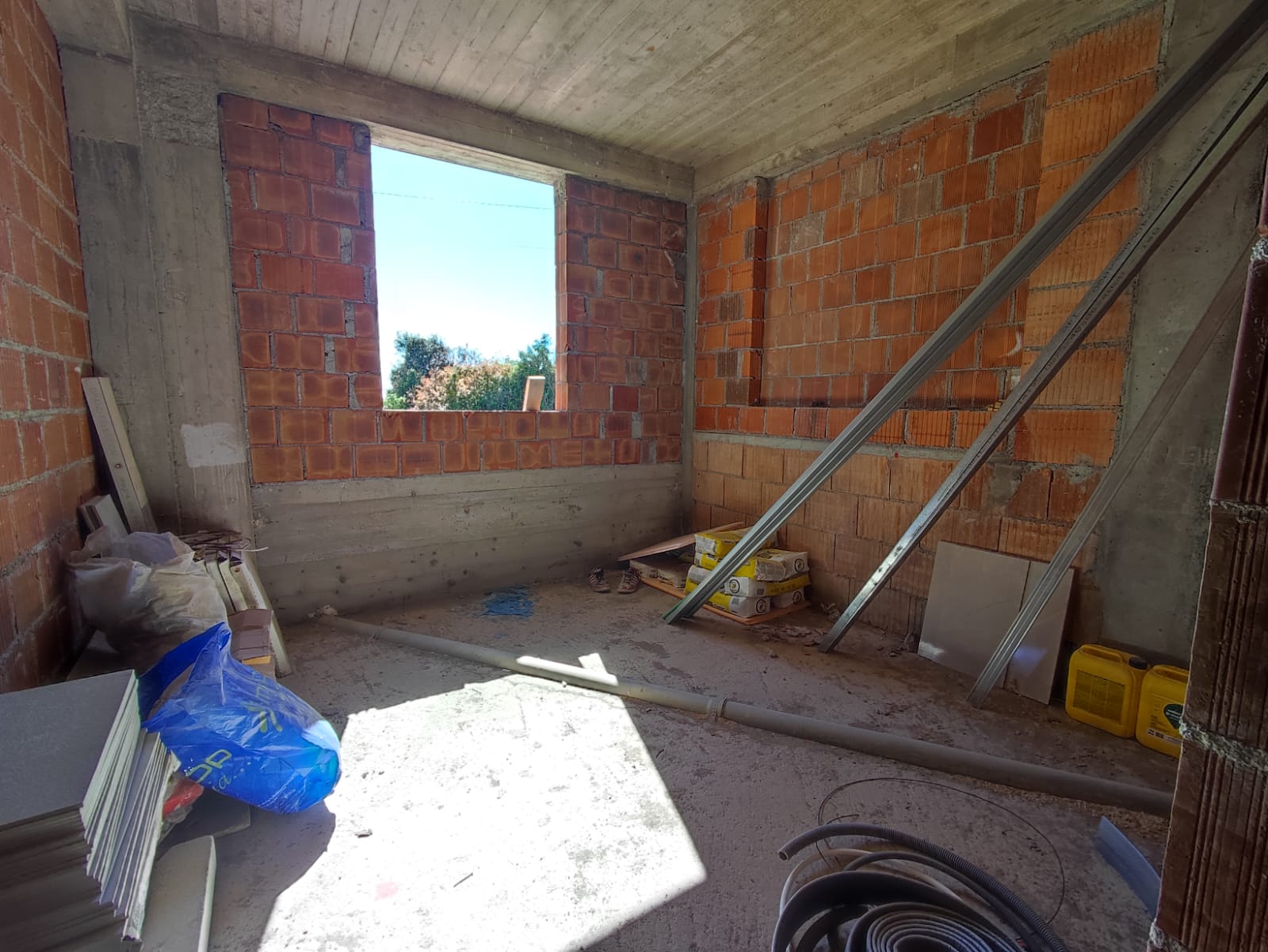 Image of Apartment - 1 Bedrooms - 1 Bathrooms for Sale in Bar-Dobre Vode-Montenegro, Image 9