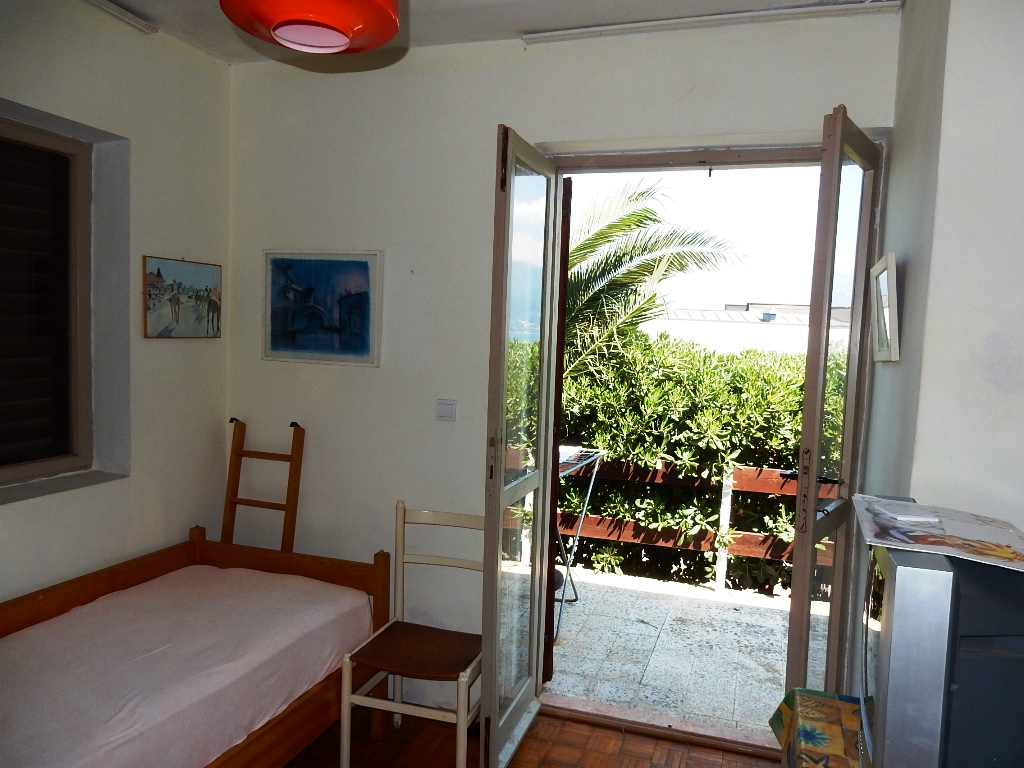 Image of House - 3 Bedrooms - 2 Bathrooms for Sale in Tivat-Tivat-Montenegro, Image 6
