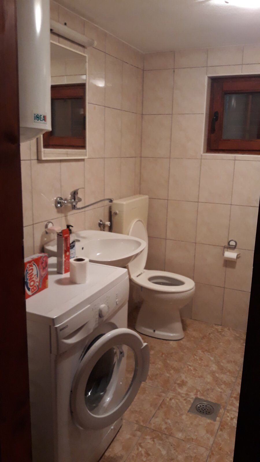 Image of House - 2 Bedrooms - 1 Bathrooms for Sale in Herceg-Novi-Herceg Novi-Montenegro, Image 9