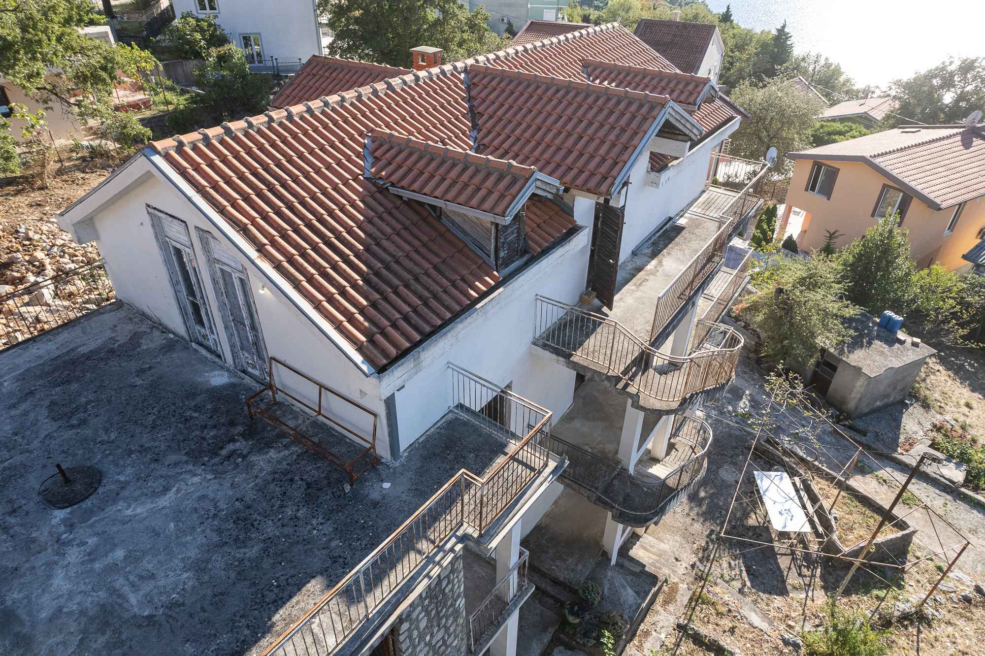 Haus 8 Schlafzimmer  Sutomore, Montenegro