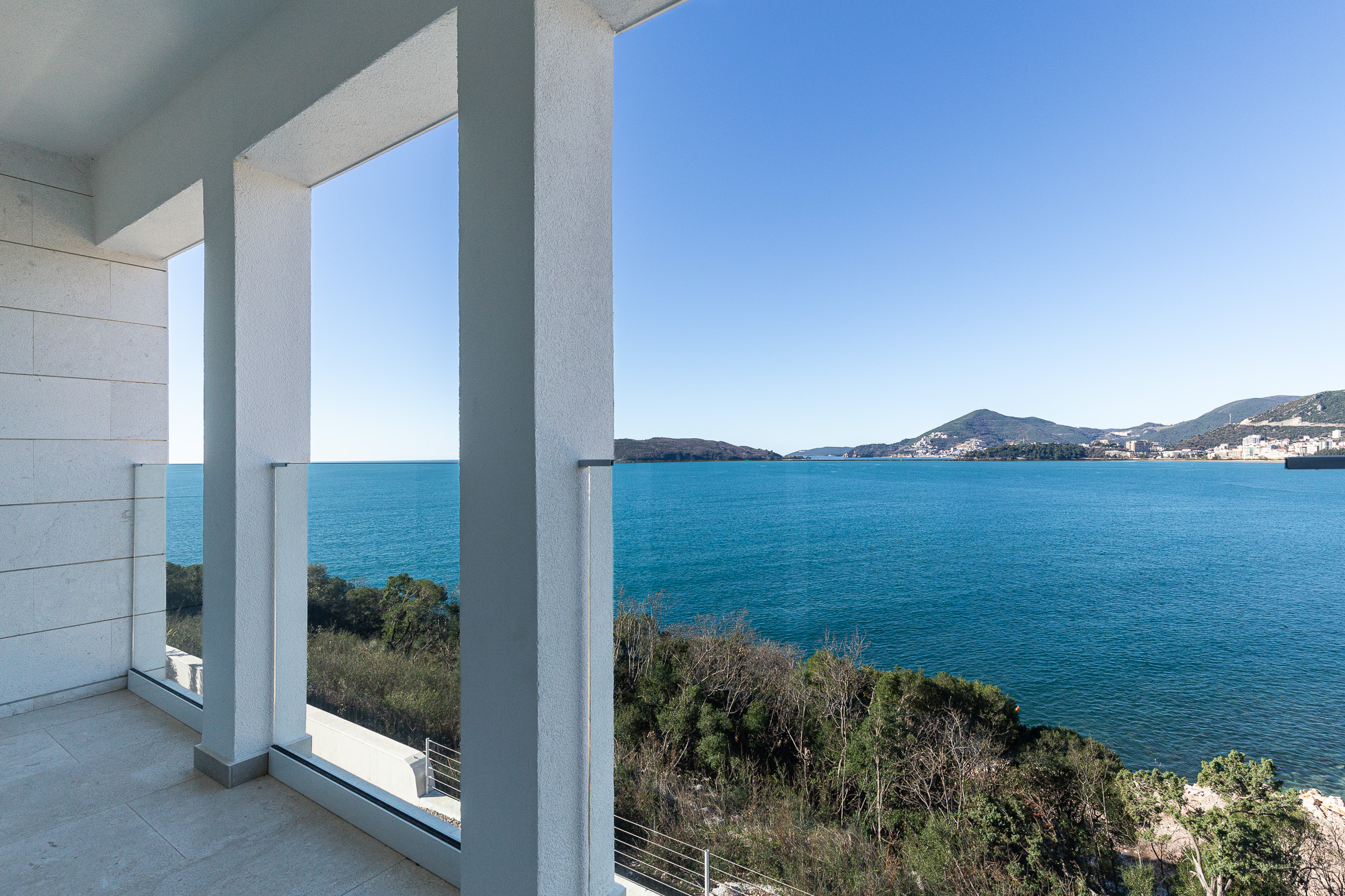 Image of Villa - 4 Bedrooms for Sale in Budva-Kamenovo-Montenegro, Image 33