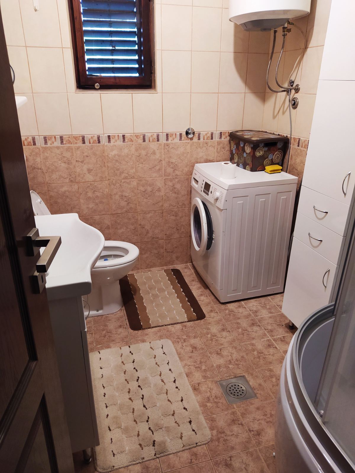 Image of House - 5 Bedrooms - 3 Bathrooms for Sale in Kotor-Dobrota-Montenegro, Image 10