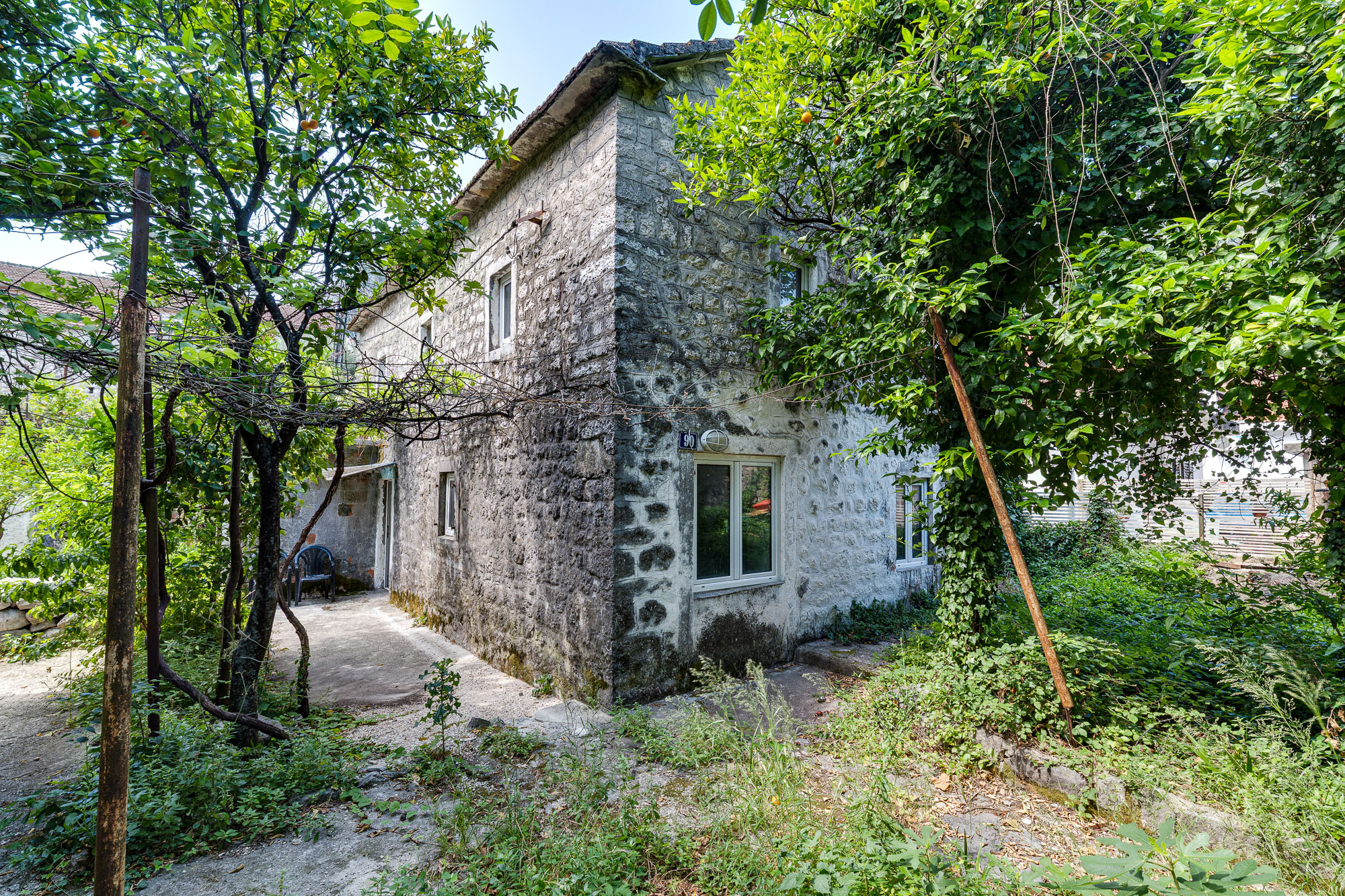Image of House - 4 Bedrooms - 2 Bathrooms for Sale in Kotor-Kotor-Montenegro, Image 1