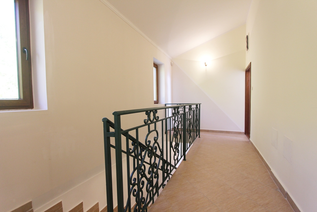 Image of Villa - 6 Bedrooms - 4 Bathrooms for Sale in Budva-Petrovac-Montenegro, Image 11