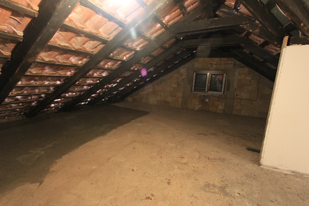 Image of House - 3 Bedrooms - 3 Bathrooms for Sale in Herceg-Novi-Baosici-Montenegro, Image 16