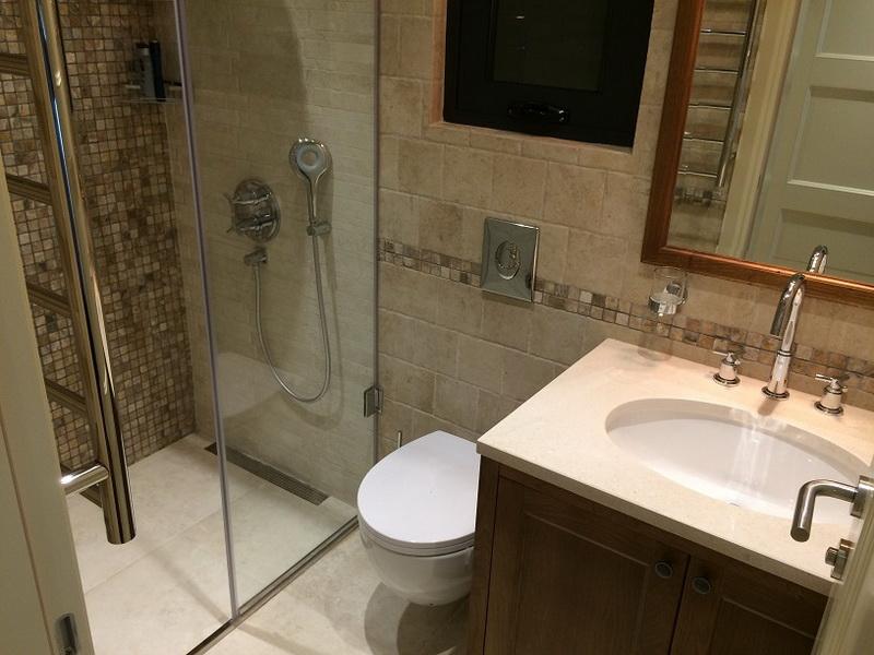 Image of House - 4 Bedrooms - 5 Bathrooms for Sale in Kotor-Stoliv-Montenegro, Image 11