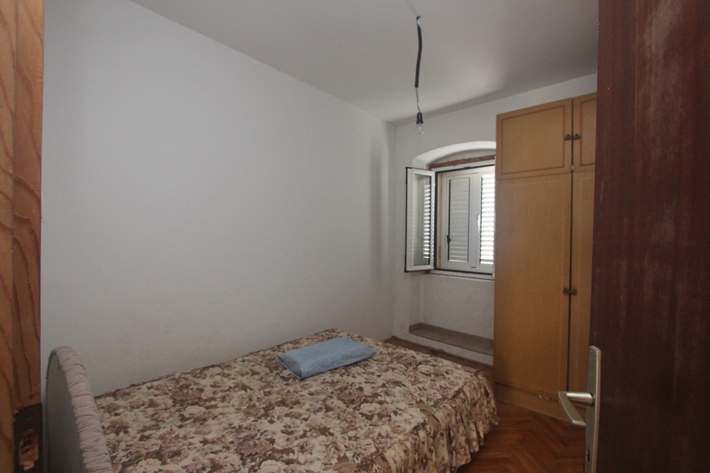 Image of House - 4 Bedrooms - 3 Bathrooms for Sale in Kotor-Kotor-Montenegro, Image 17