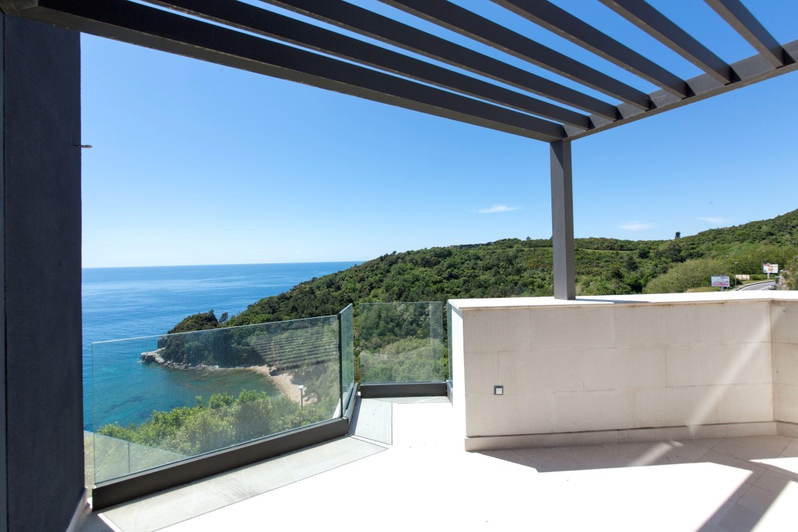 Image of Villa - 4 Bedrooms - 5 Bathrooms for Sale in Budva-Budva-Montenegro, Image 41