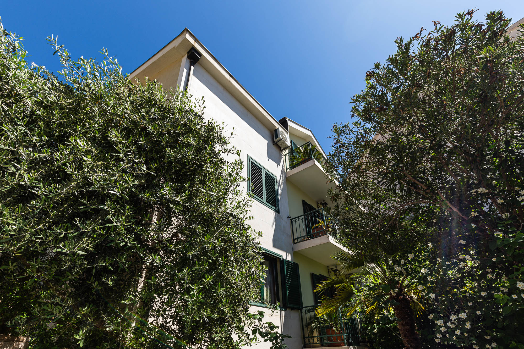 Image of House - 6 Bedrooms - 3 Bathrooms for Sale in Budva-Budva-Montenegro, Image 35