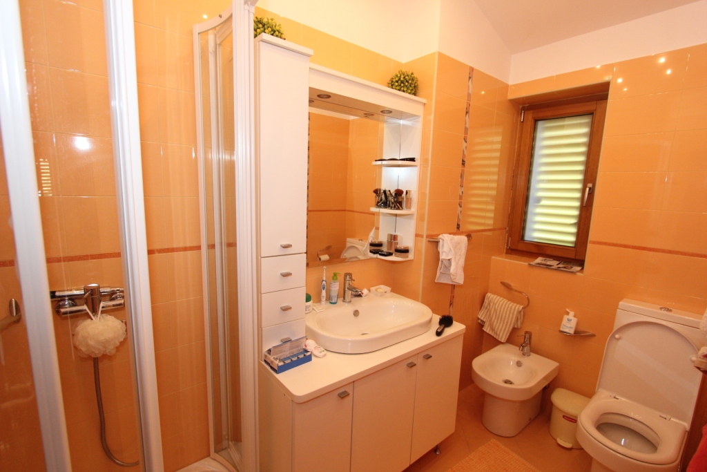 Image of Villa - 4 Bedrooms - 4 Bathrooms for Sale in Kotor-Orahovac-Montenegro, Image 5