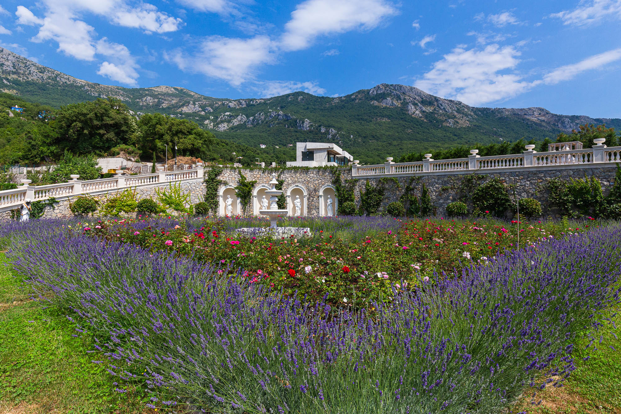 Image of Villa - 11 Bedrooms - 16 Bathrooms for Sale in Montenegro-Sveti Stefan-Montenegro, Image 14